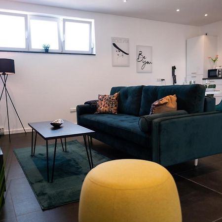 Klassen Apartments! Erleben Sie Biberach In Diesem Stilvollem Bungalow Mit Charme Und Komfort Biberach an der Riß Esterno foto