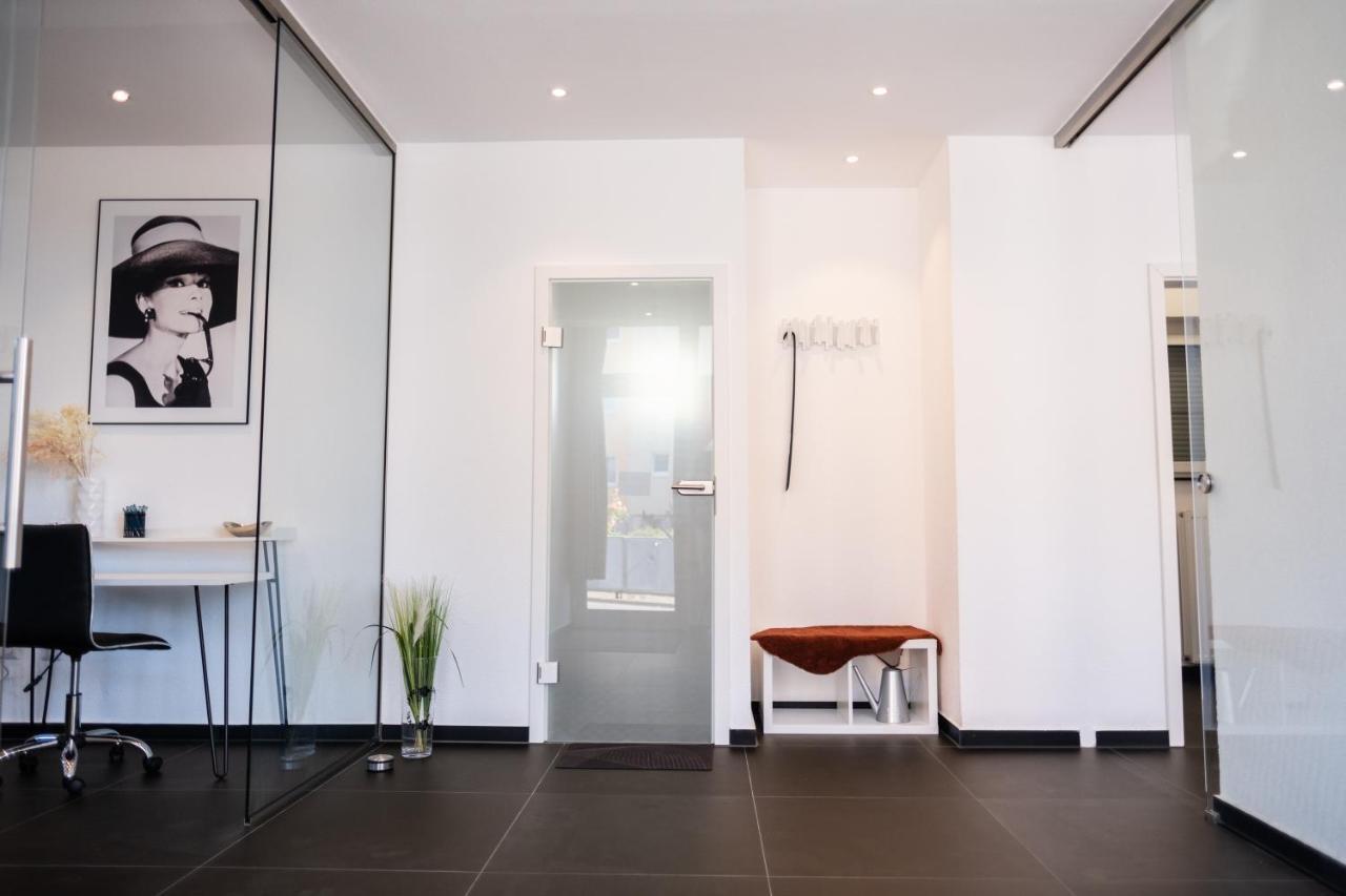 Klassen Apartments! Erleben Sie Biberach In Diesem Stilvollem Bungalow Mit Charme Und Komfort Biberach an der Riß Esterno foto